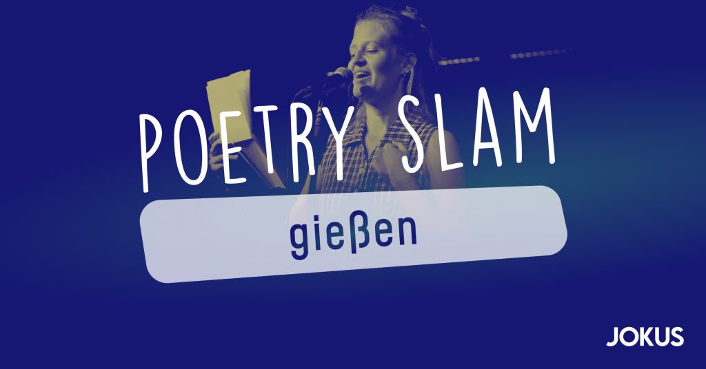Leah Weigand beim Poetry Slam Gießen.